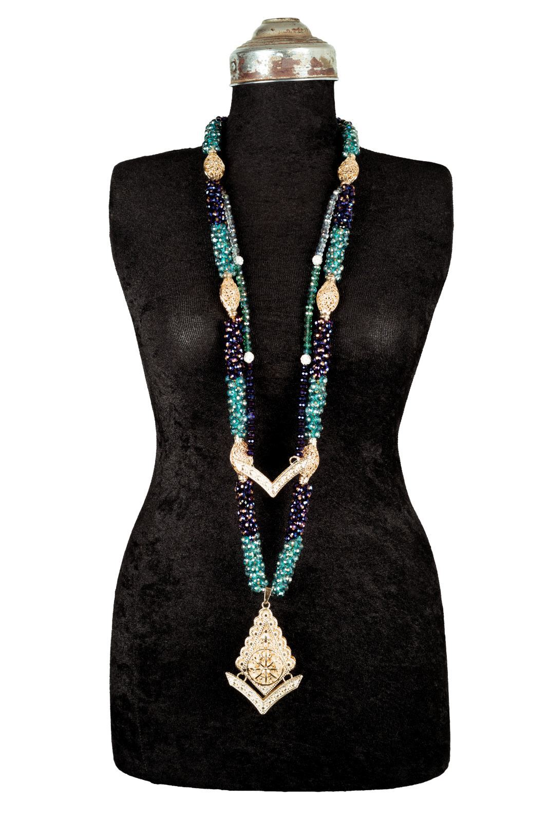 ظاهر حسين - بيع و صناعة مجوهرات و تعليم